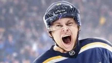NHL 21 NHL 21 ile benzer