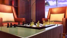 Magic Table Chess - Satranç oyunu türünde bir oyun
