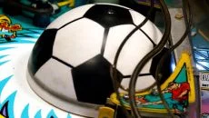 World Soccer Pinball - Pinbol türünde bir oyun