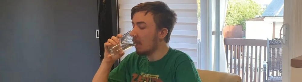 Farklı ülkelerde Each Sale I Drink a Glass of Water çıkış tarihi